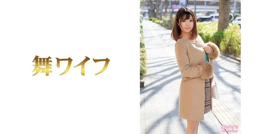 20岁女神下海！纯欲巅峰【田园橘子】，这腰身这屁股简直绝了，毛茸茸的小逼逼，好想扑上去舔一下